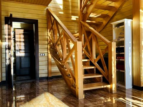 будинок за адресою Івана Франка вул., 1