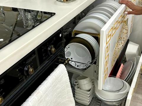 квартира по адресу Радужный массив ул., 20