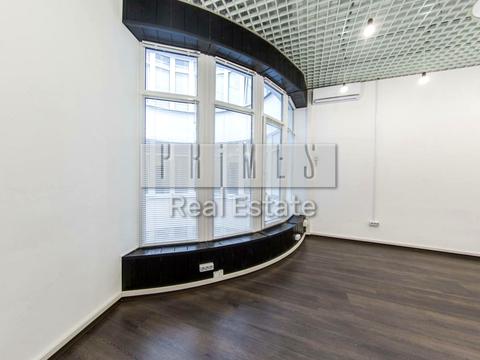 комерційна за адресою Кловський узвіз, 7