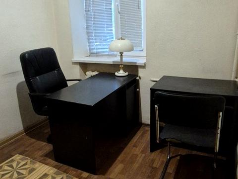 комерційна за адресою Чеська вул., 3