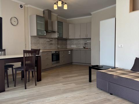 квартира за адресою Академіка Глушкова просп., 9-В