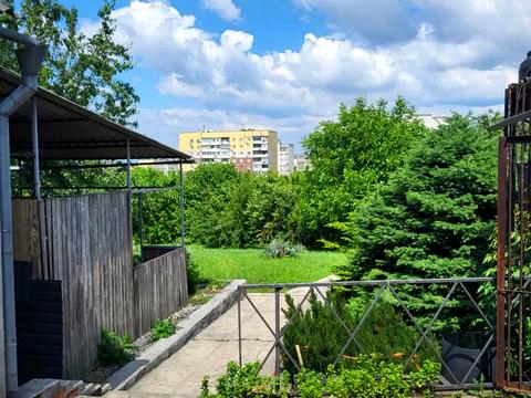 будинок за адресою Радісна вул., 11