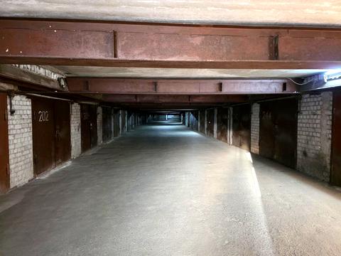 паркоместо по адресу Куликівська ул. (Мельникова), 34