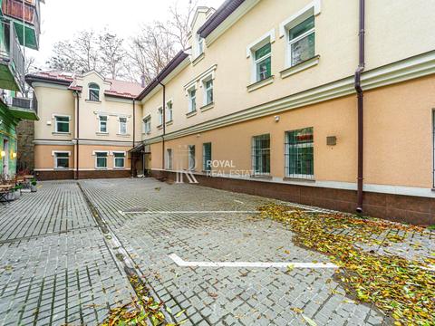 комерційна за адресою Митрополита Василя Липківського вул. (Урицького), 4Г