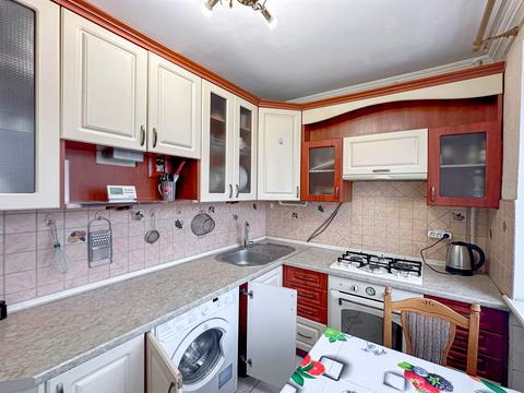 квартира по адресу Днепровская ул., 8