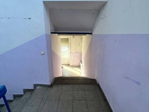 коммерческая по адресу Центральна ул., 8