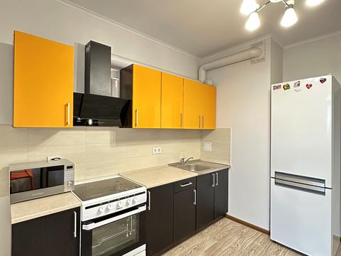 квартира за адресою Сім'ї Кульженків вул. (Петра Дегтяренка), 31-А
