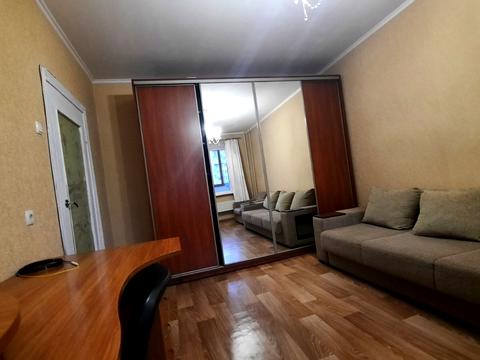 квартира за адресою Анни Ахматової вул., 39-Б