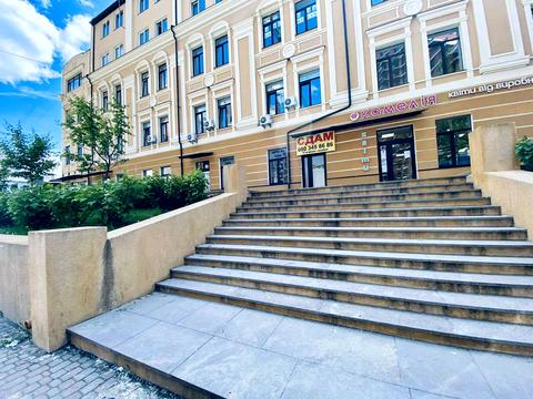 комерційна за адресою Глибочицька вул., 40