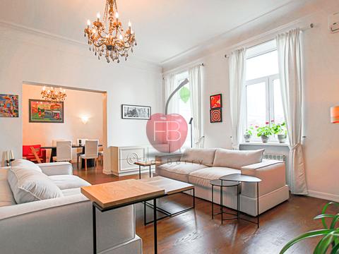 квартира за адресою Богдана Хмельницького вул., 68