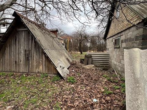 ділянка за адресою Комарова Столична, 75