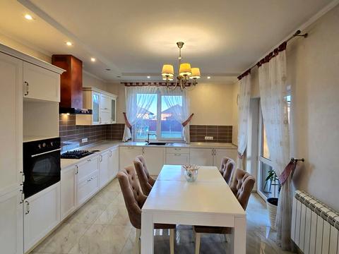 будинок за адресою Залізнична вул.