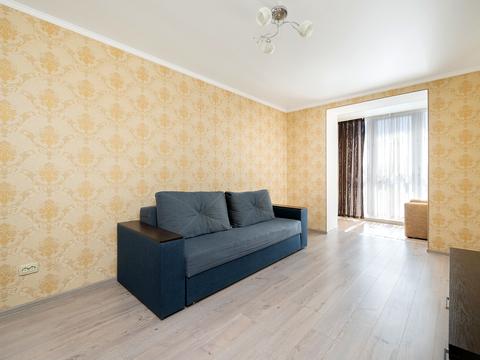квартира за адресою Курсанта Єськова вул., 26