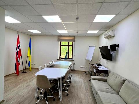коммерческая по адресу Лисенка ул., 2-А