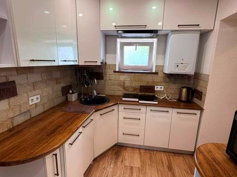 квартира за адресою Дорошенка вул., 25