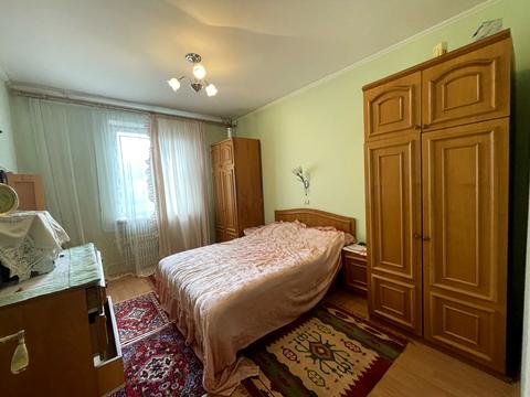 кімната за адресою Володимира Івасюка вул., 2а