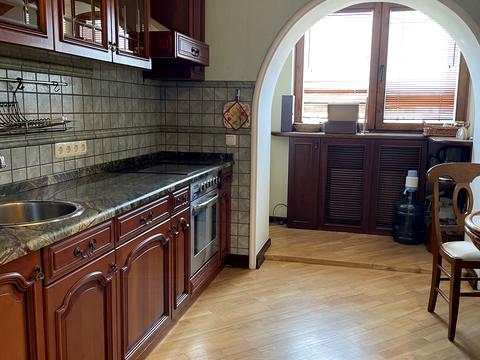 квартира за адресою Тарасівська вул., 20