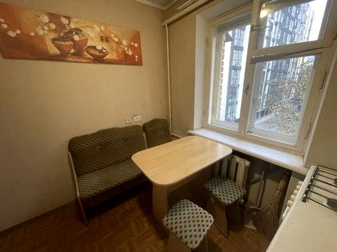 квартира за адресою Ростиславська вул. (Маршала Рибалка), 5
