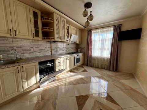 квартира за адресою Адольфа Добрянського вул., 111