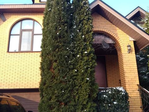 будинок за адресою Молодіжна