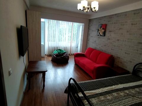 квартира за адресою Митрополита Андрея Шептицького вул. (Анатолія Луначарського), 24