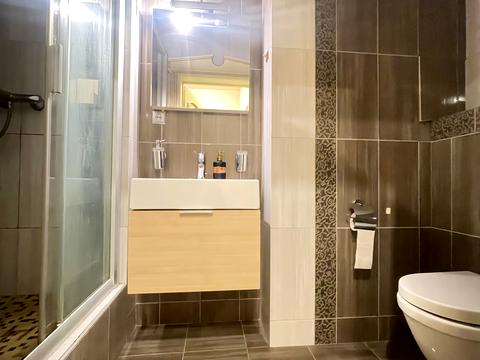 квартира за адресою Анни Ахматової вул., 35