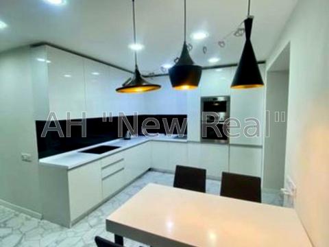 квартира за адресою Соборна вул. (Петропавлівська), 10-А