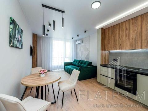 квартира по адресу Олександра Олеся ул., 8/17