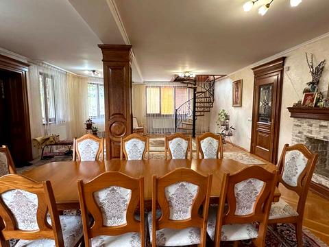 будинок за адресою Товарна вул., 7А
