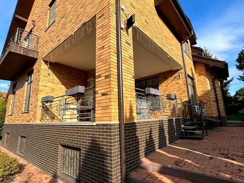 будинок за адресою Стежки вул.