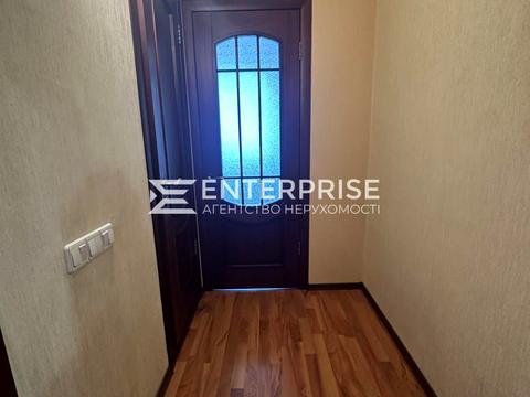 квартира за адресою Академіка Заболотного вул., 56