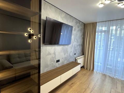 квартира за адресою Юліана Пелеша вул., 8