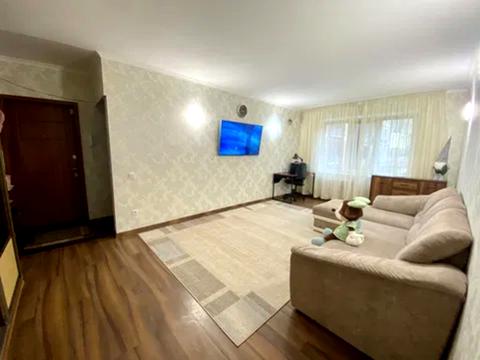 квартира за адресою Героїв просп., 4
