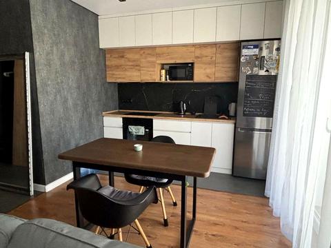 квартира за адресою Драгоманова вул., 6