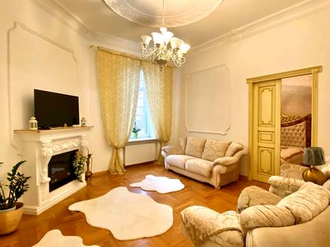 квартира за адресою Миколи Гоголя вул., 1