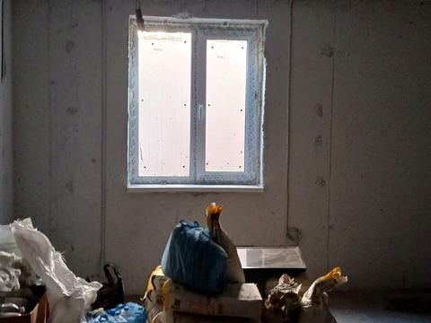 комерційна за адресою Західна вул., 10