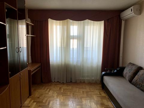 квартира по адресу Ревуцкого ул., 42-Б