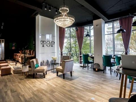 коммерческая по адресу Институтская ул., 10