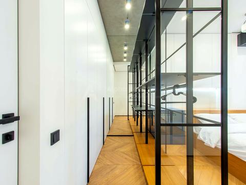 квартира по адресу Василия Тютюнника ул. (Анрі Барбюса), 37/1