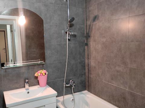 квартира за адресою Кургузова вул., 1а к2