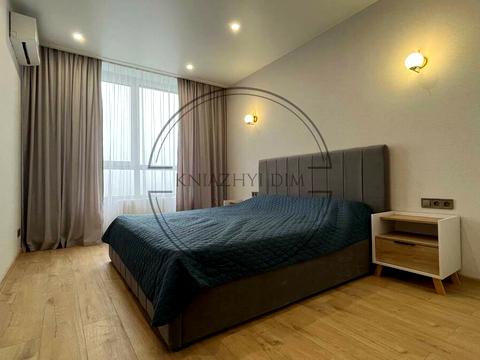 квартира за адресою Дніпровська набережна вул., 17В