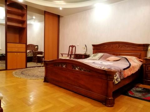 квартира за адресою Бориса Гмирі вул., 1/2