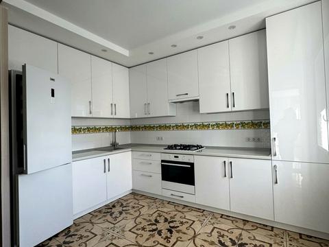 квартира по адресу Євгена Коновальця ул., 11