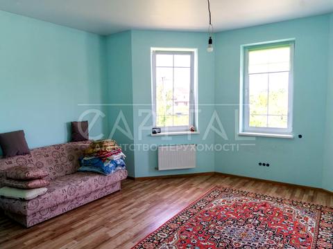 дом по адресу Центральна