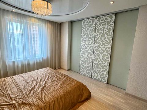 квартира за адресою В'ячеслава Чорновола вул., 25