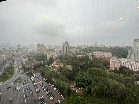 комерційна за адресою Мечникова вул. (Кловський), 2