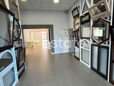 комерційна за адресою Київська вул., 33