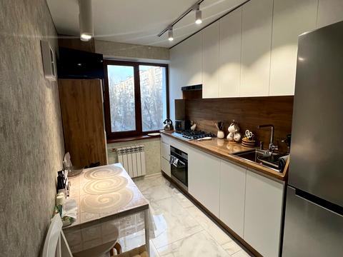 квартира за адресою Калинова вул., 83