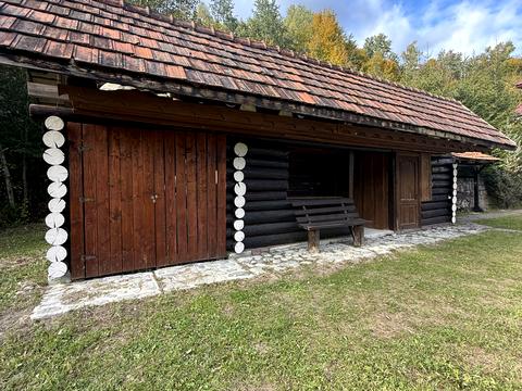 коммерческая по адресу с. Солочин, Ур. Полянки, 279