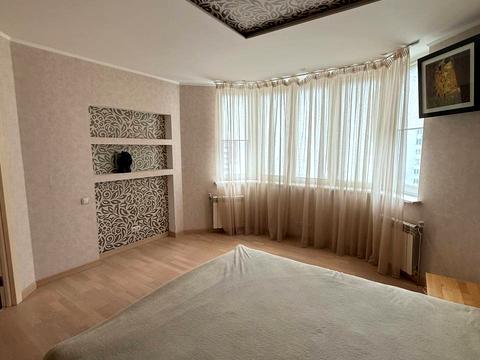 квартира за адресою Бориса Гмирі вул., 8-Б
